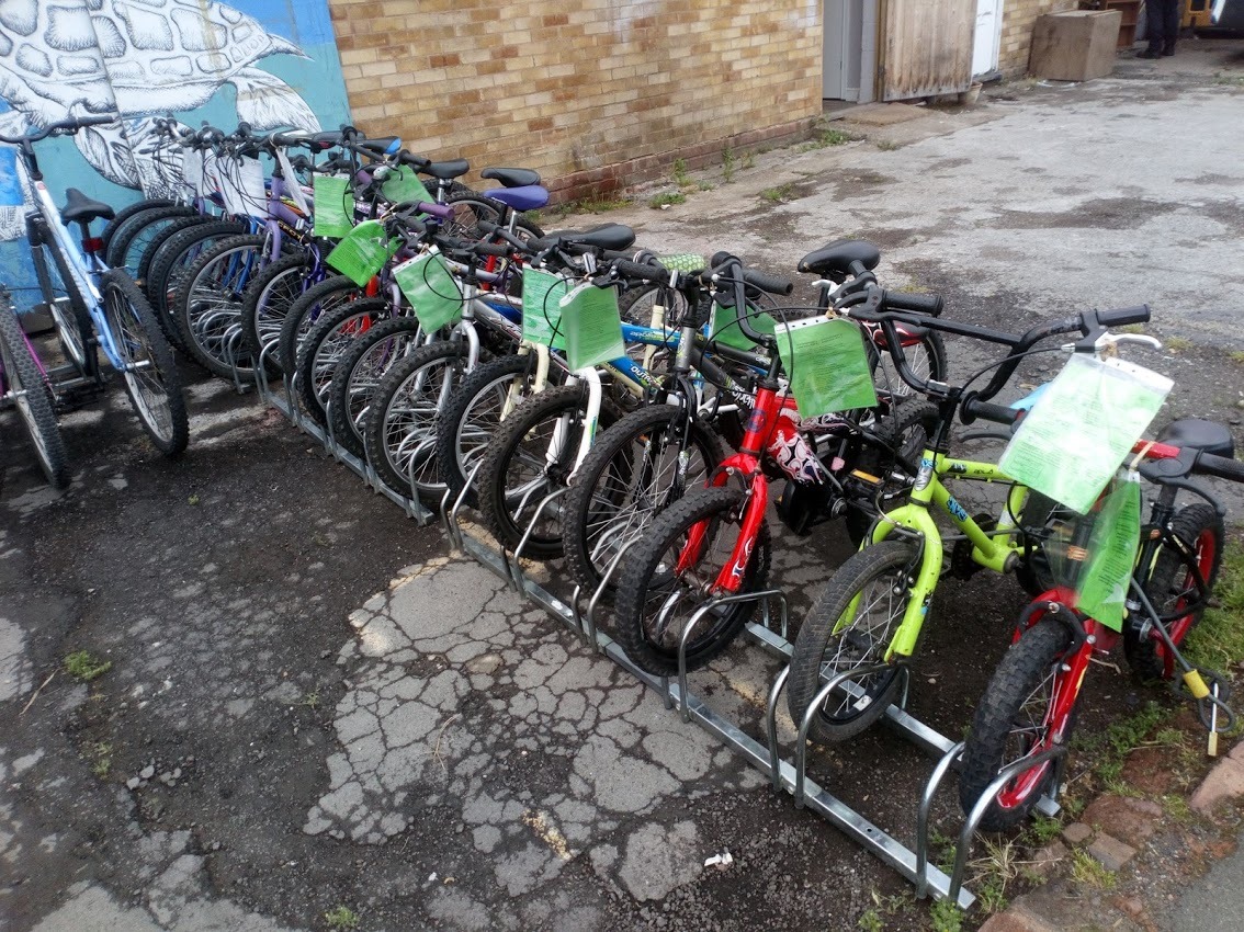 ,, width=,239, height=,179,>